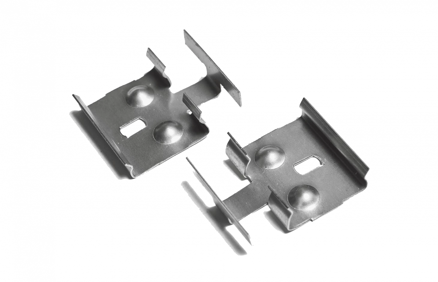 Монтажный набор для плинтуса CM Floor  (50 клипс и 50 саморезов с дюбелями) — купить в Керчи