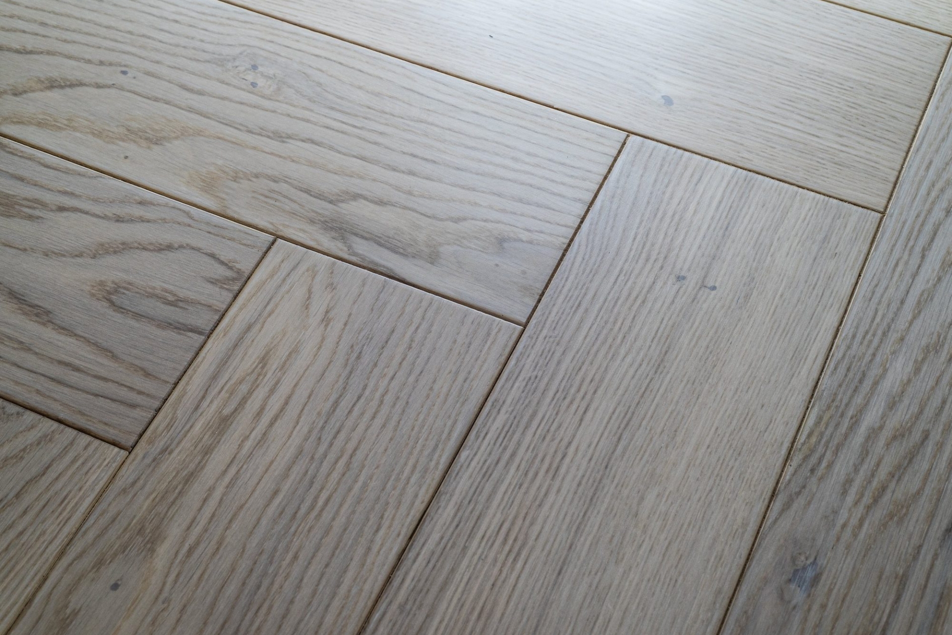 Инженерный паркет «Damy Floor» Ванильный (укладка елочкой) — купить в Керчи