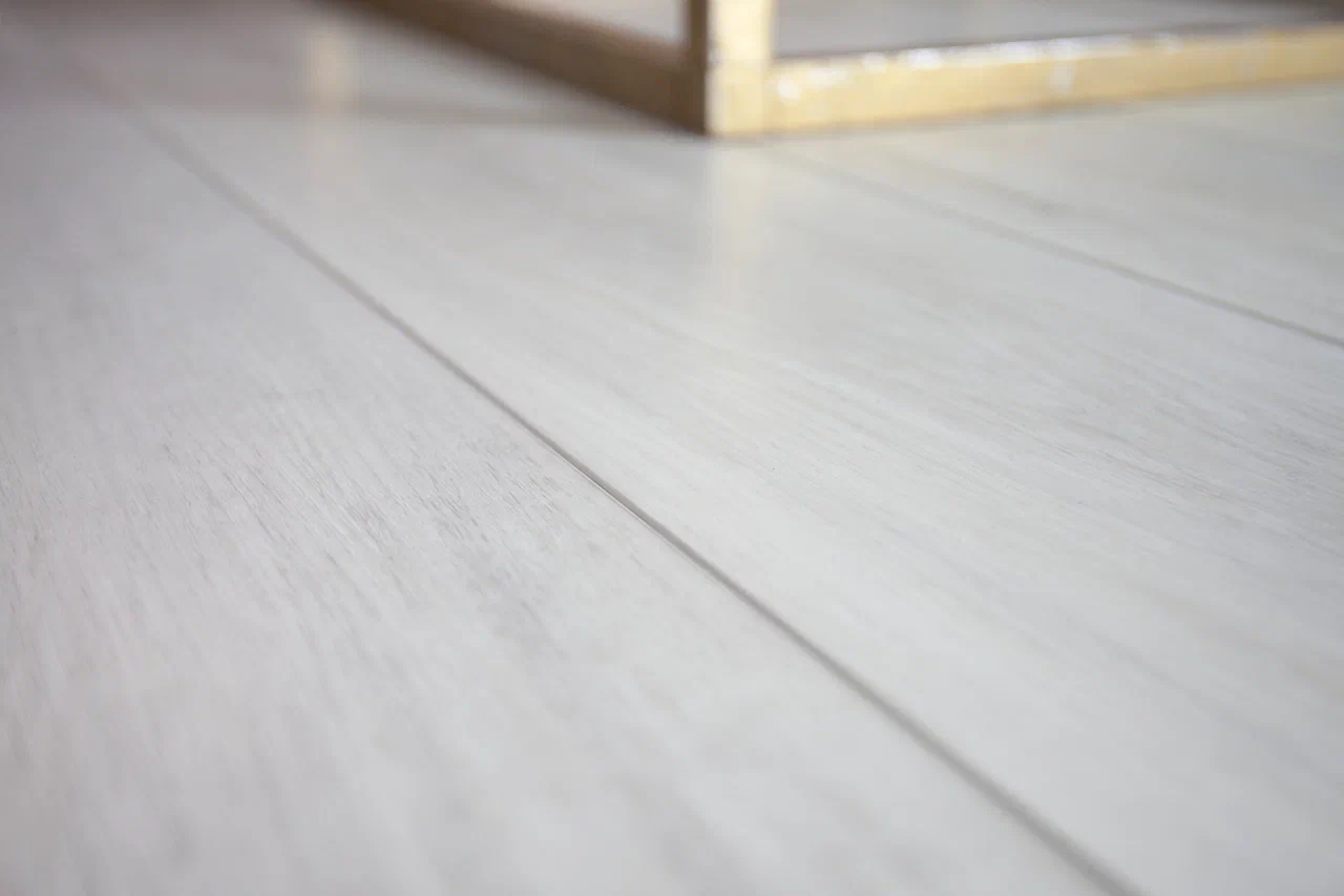 SPC ламинат «Damy Floor» Дуб Альпийский (1220*180*4 мм) — купить в Керчи