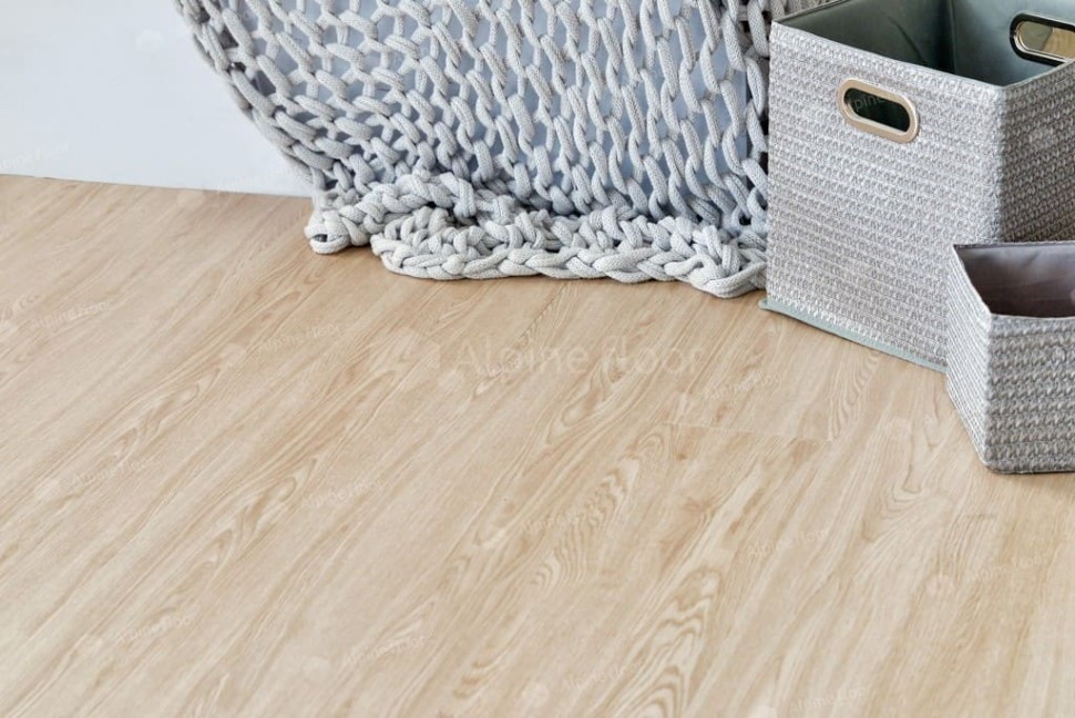 Виниловый ламинат "Alpine Floor" Classic Light MC Ясень Макао (1220*183*3,5 мм) — купить в Керчи